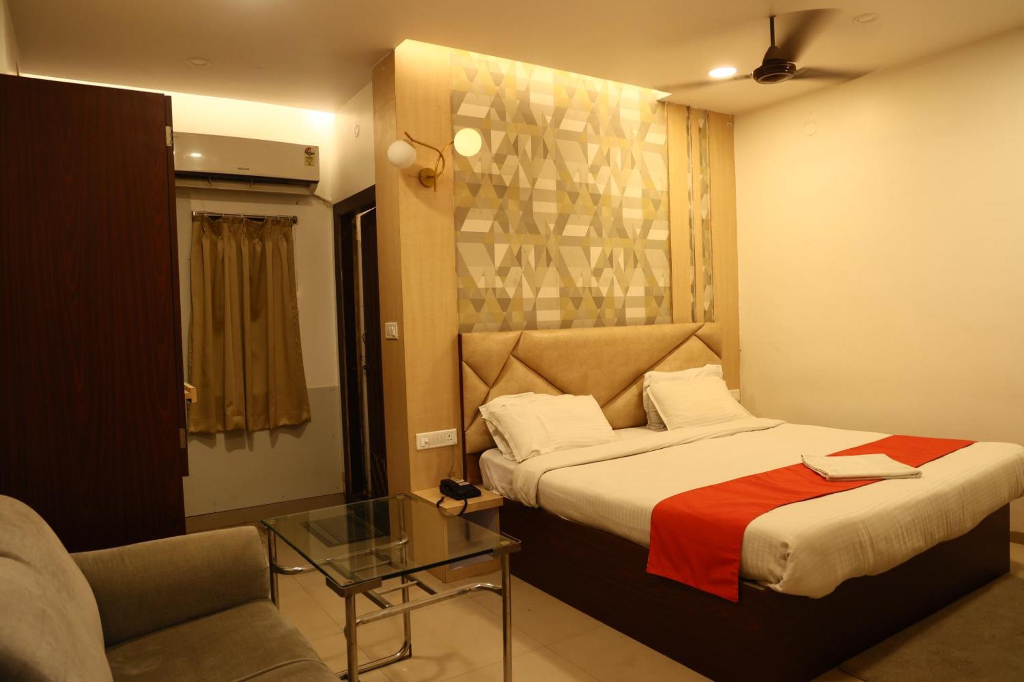 Hotel Bhubaneswari Classic Brahmapur Luaran gambar