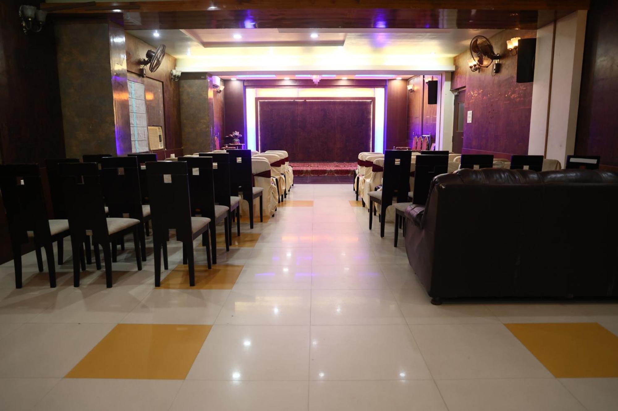 Hotel Bhubaneswari Classic Brahmapur Luaran gambar
